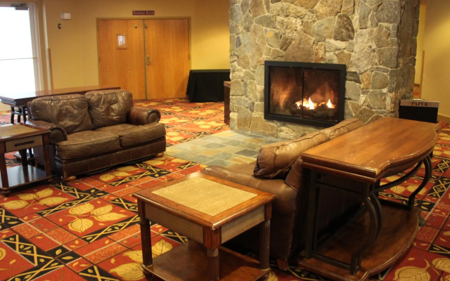 photo 2 of Grand Summit Hotel