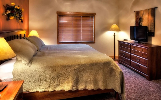 photo 4 of Grand Timber Lodge