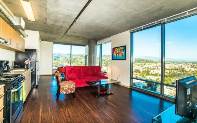 photo 3 of Grand View Apartment