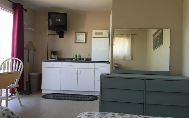 photo 5 of Grand View Motel