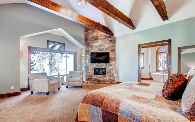 photo 5 of Grand Vista Lodge