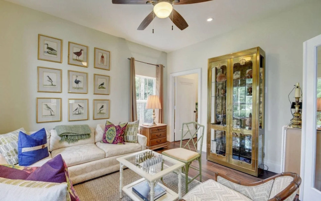 photo 3 of Grandview Heights Vacation Homes – Pink House