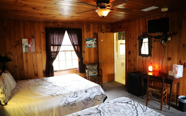 photo 2 of Grandview Lodge