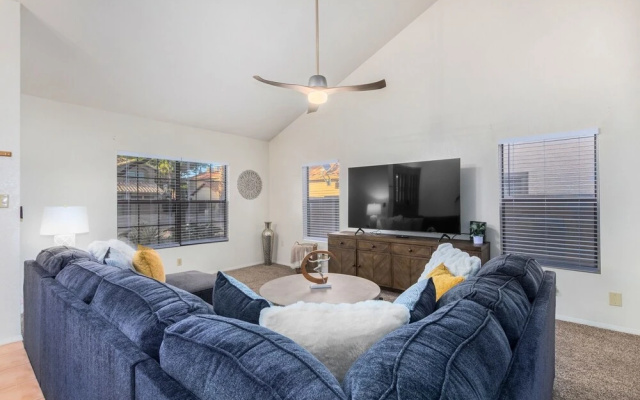 photo 3 of Grandview Scottsdale 4 Bedroom Home by Redawning