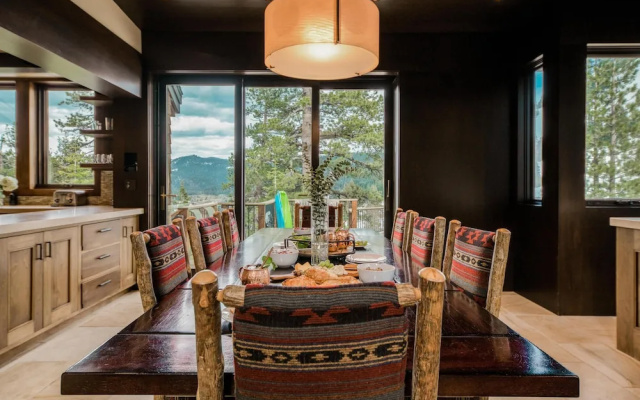 photo 3 of Bronson by AvantStay | Sleeps 17! On the Slopes! Squaw Valley w/Hot Tub&Fire Pit