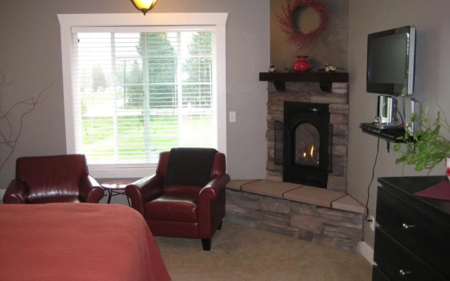 photo 3 of Granite Hills Inn