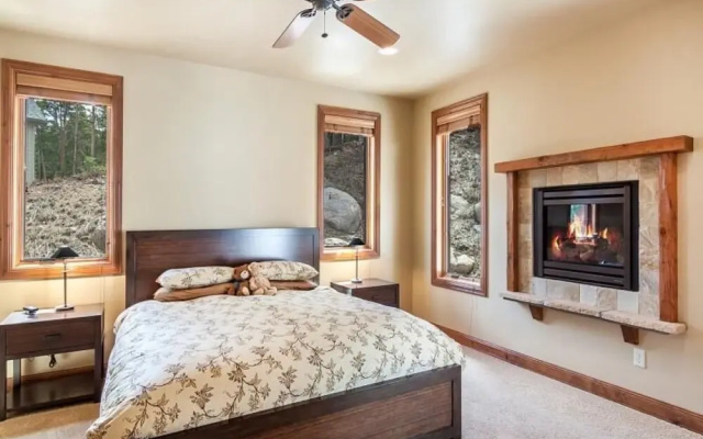 photo 5 of Granite Peaks Villa