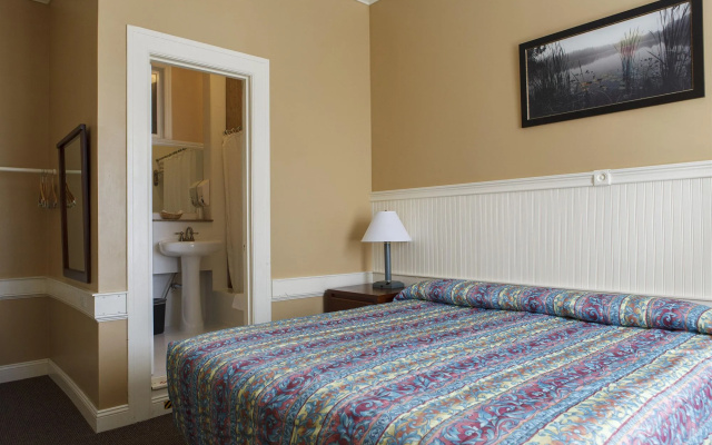 photo 4 of Grant Hotel