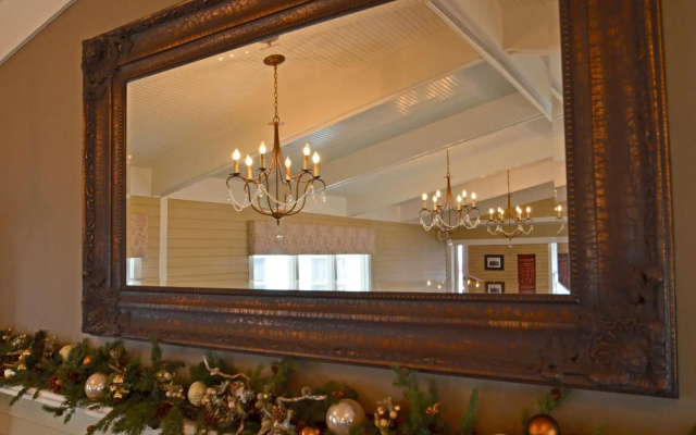 photo 2 of Grant Street Inn
