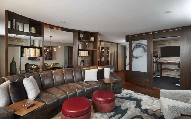photo 2 of The Lofton Hotel, Tapestry Collection by Hilton