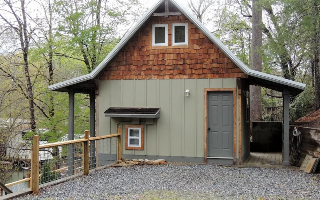 photo 4 of Gray Logs W/tiny House 1 Bedroom Home