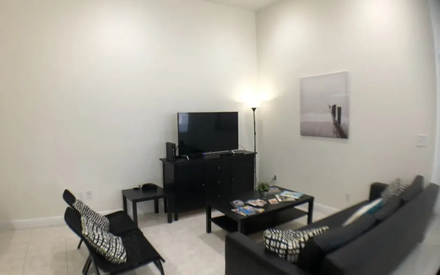 photo 3 of Condo in Fort Lauderdale