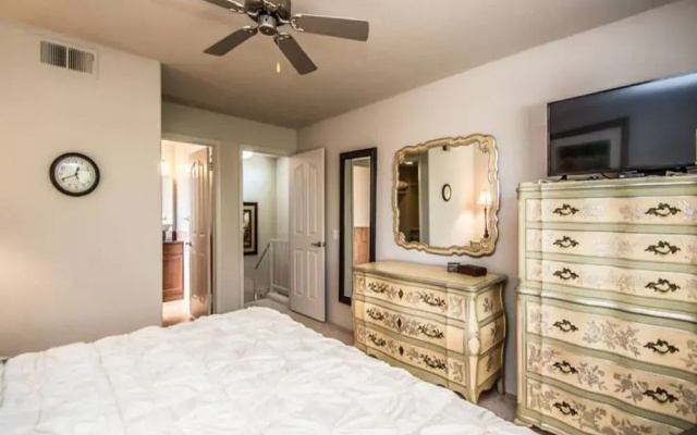 photo 3 of Great North Scottsdale Condo!