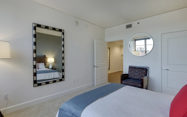 photo 4 of Great spacious Apartment - Downtown Location