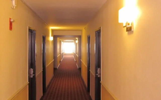 photo 2 of Great Value Inn