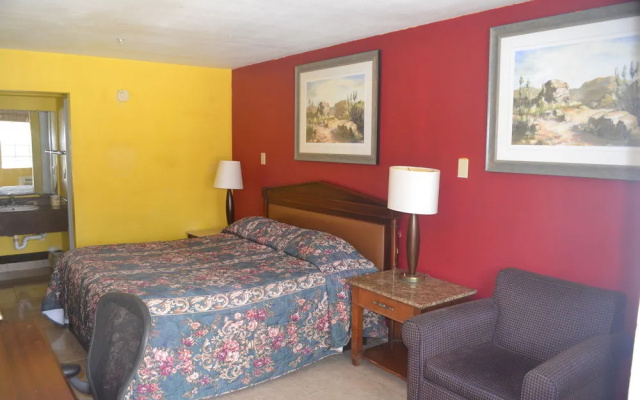photo 3 of Great Value Inn Live Oak