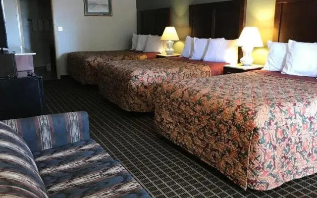 photo 4 of Great Western Inn & Suites