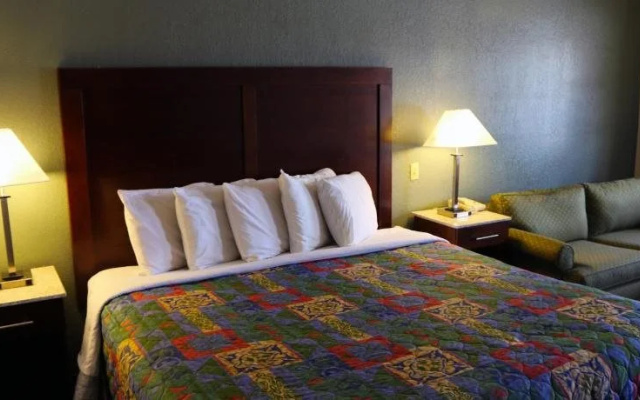 photo 5 of Great Western Inn & Suites