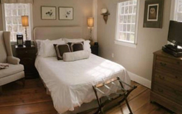 photo 2 of Green Acres B&B