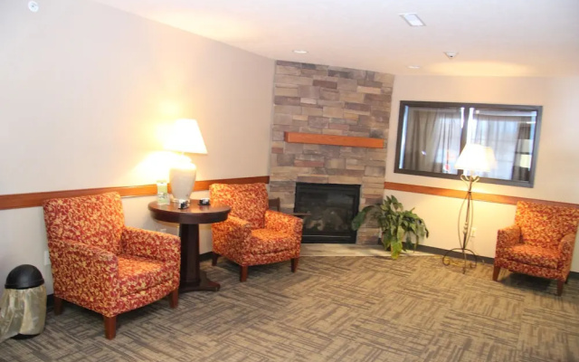photo 4 of Green Acres Hotel