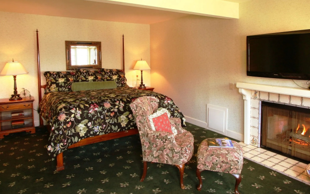 photo 5 of Green Gables Inn, A Four Sisters Inn