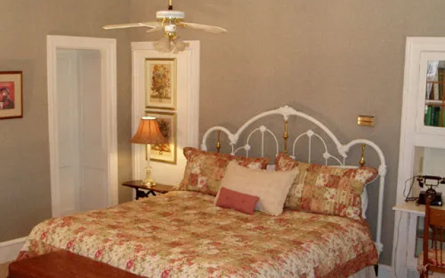 photo 3 of Green Gate Village Historic Inn