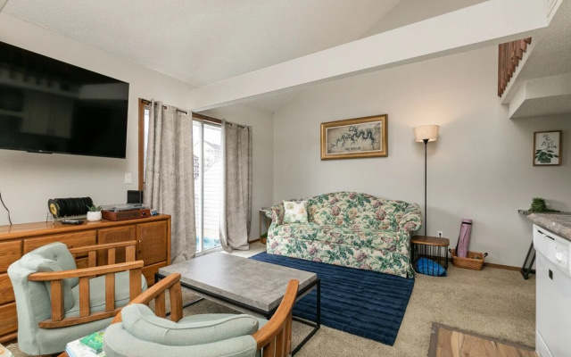 photo 2 of Green Meadow Getaway 2 Bedroom Condo