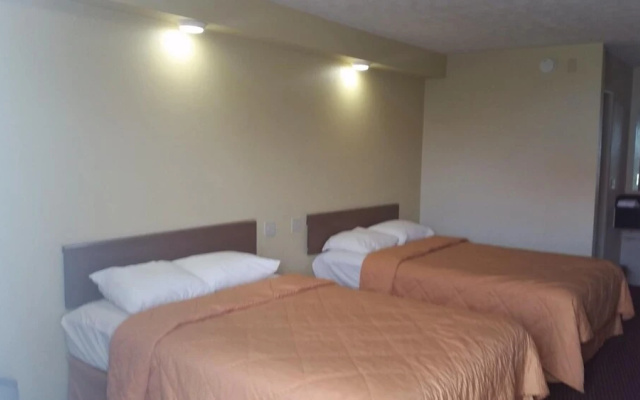 photo 2 of Greenfield Inn