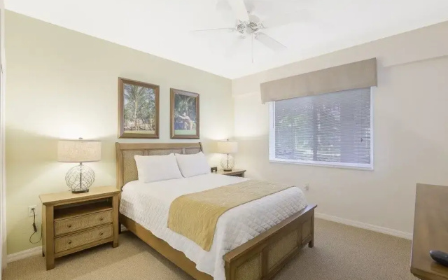 photo 5 of Greenlinks 312, Naples Florida Vacation Rentals 2 Bedroom Condo by Redawning