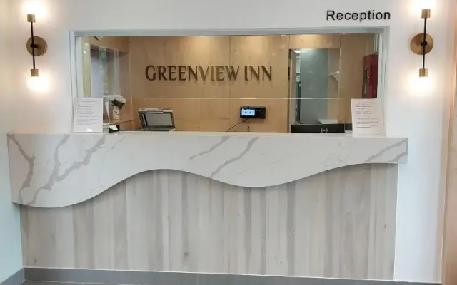 photo 2 of Greenview Inn Riverhead