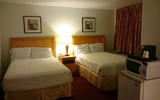 photo 5 of Greenview Inn Riverhead