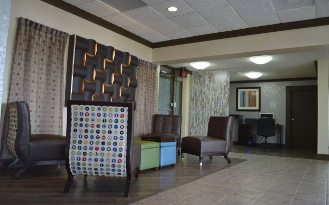 photo 2 of Greenville Airport Inn Hotel