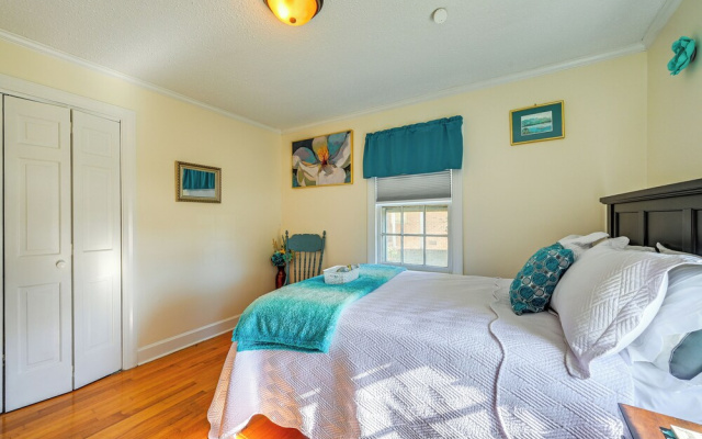 photo 3 of Greenville Home: 2 Mi to Downtown! 1 Mi to Ecu!