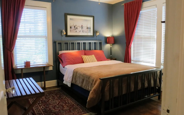 photo 3 of Greenwood Bed and Breakfast