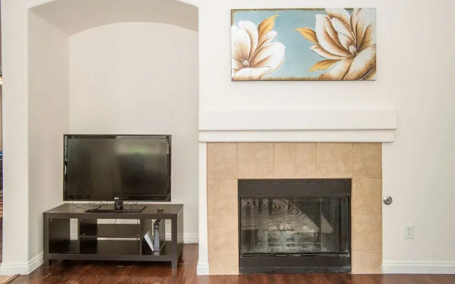 photo 5 of Grey High Roller - 4Bd 3Ba