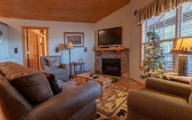 photo 5 of Grey Moose Lodge 2 Bedroom Cabin