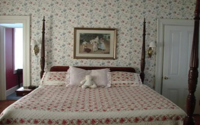 photo 3 of Greystone Manor Bed & Breakfast