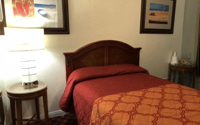 photo 2 of Griffith Park Motel - LA Hollywood Area