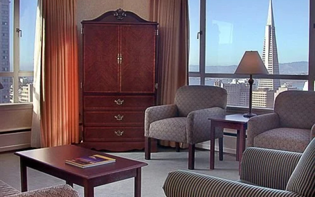 photo 5 of Grosvenor Suites