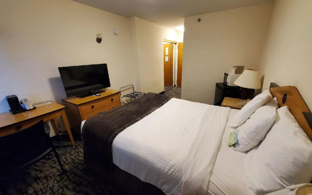 photo 4 of Groton Inn & Suites