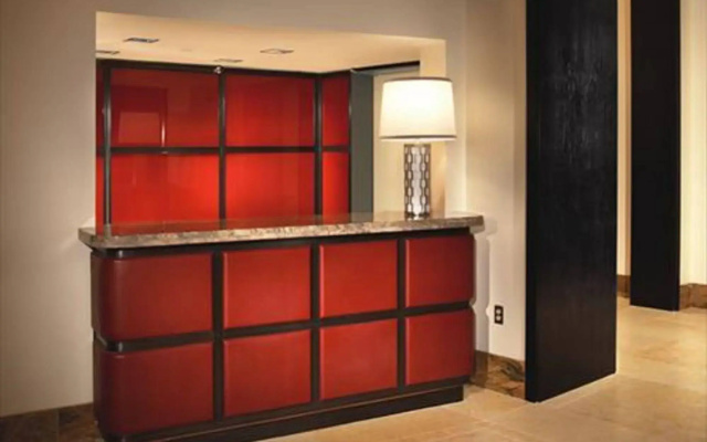 photo 4 of Global Luxury Suites at Metropolitan South