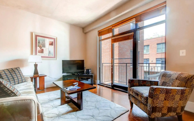 photo 2 of Global Luxury Suites at Logan Circle