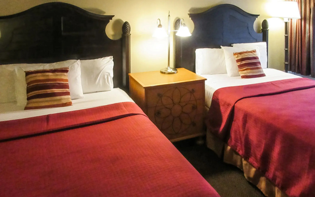 photo 4 of Eureka Springs Heritage Motel