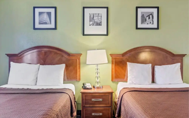 photo 5 of Savannah Garden Hotel
