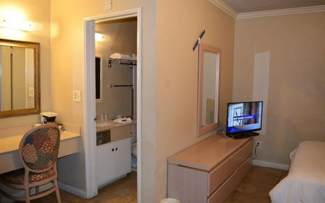 photo 2 of Guest Inn & Suites