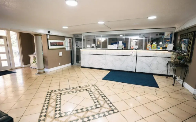 photo 2 of Guest Inn & Suites