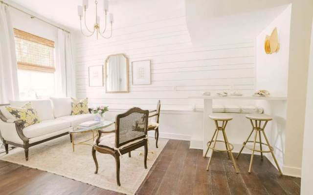 photo 2 of Guesthouse Charleston EAST 42 A