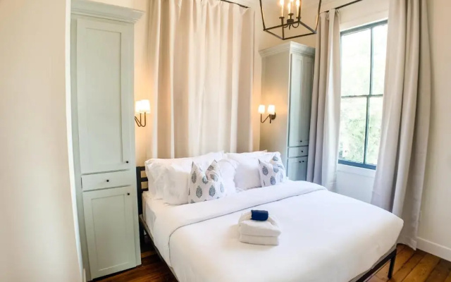 photo 2 of Guesthouse Charleston EAST 46 G and H