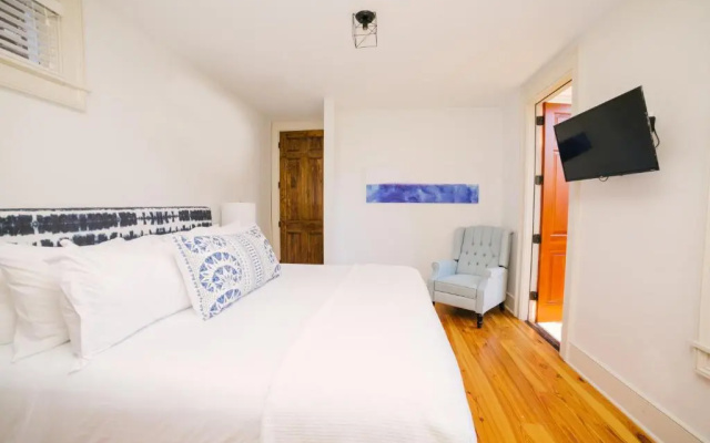 photo 3 of Guesthouse Charleston SOUTH 82 A