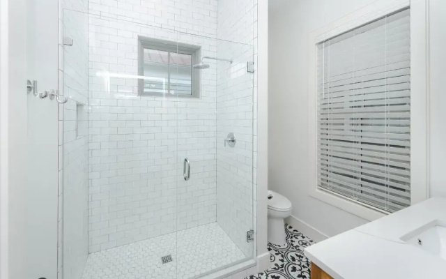photo 4 of Guesthouse Charleston WEST 242 B
